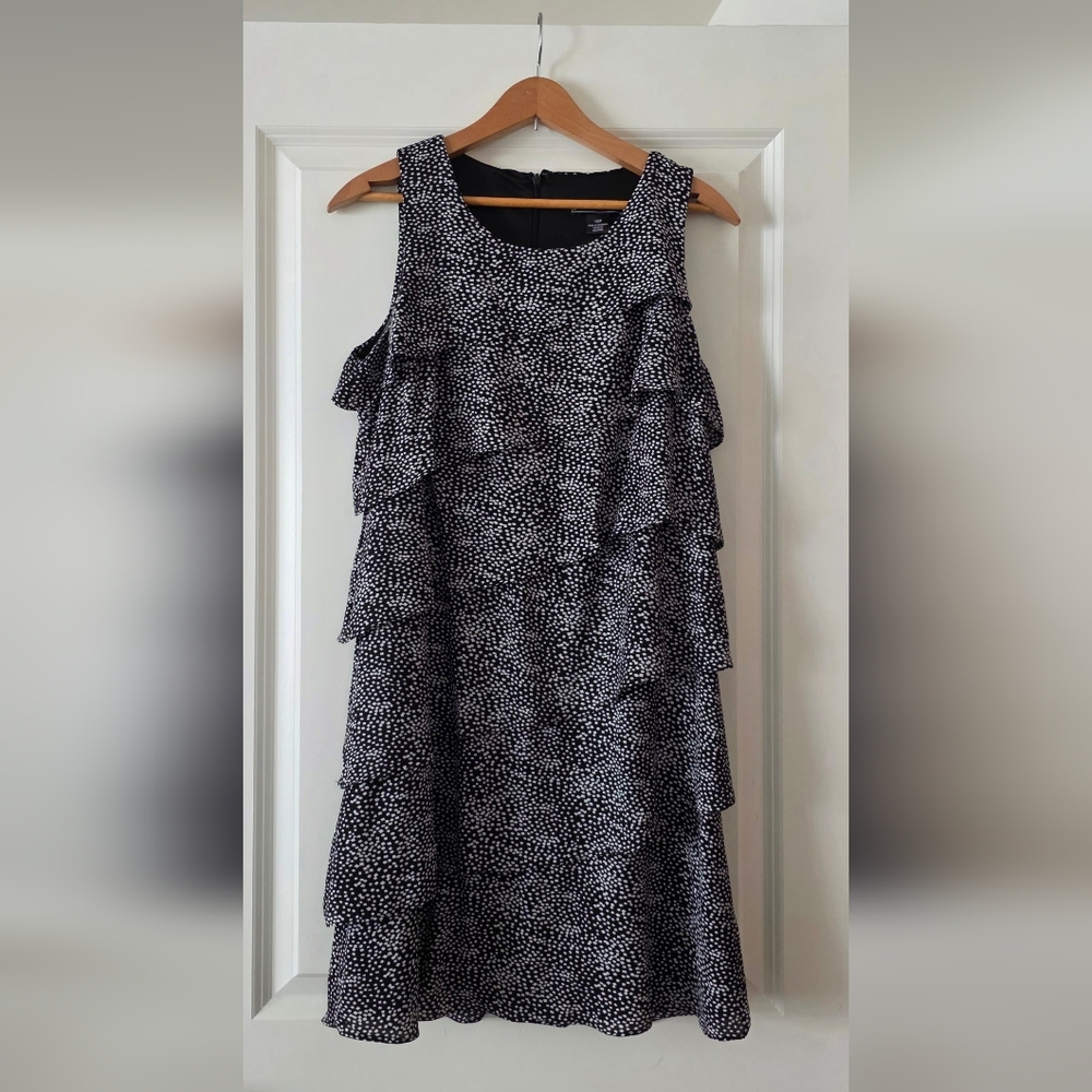 Jessica Howard Tiered Ruffle Chiffon Dress Over The Knee Womens 10P Preppy Chic